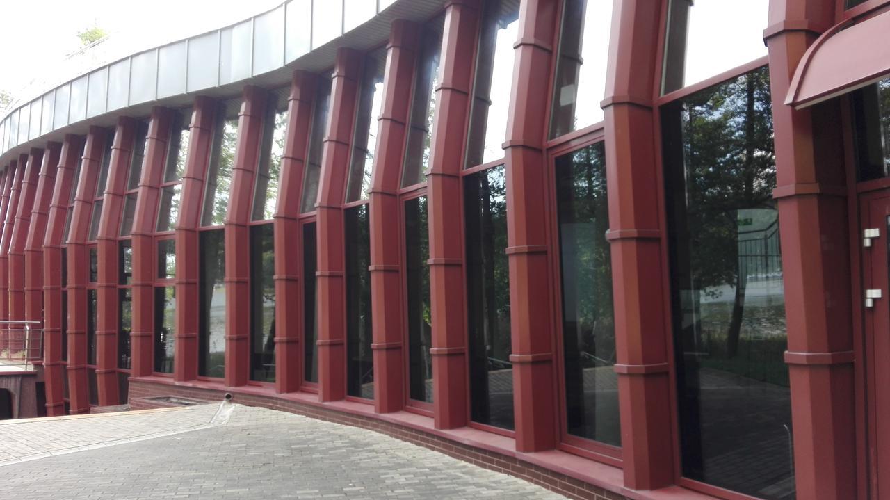 Hotel Osrodek Szkoleniowo - Wypoczynkowy Guzianka Ruciane-Nida Exterior foto